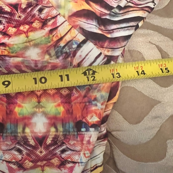 Colorful Feather Pattern Long Sleeve backless Bodysuit Medium NWT - Picture 8 of 13